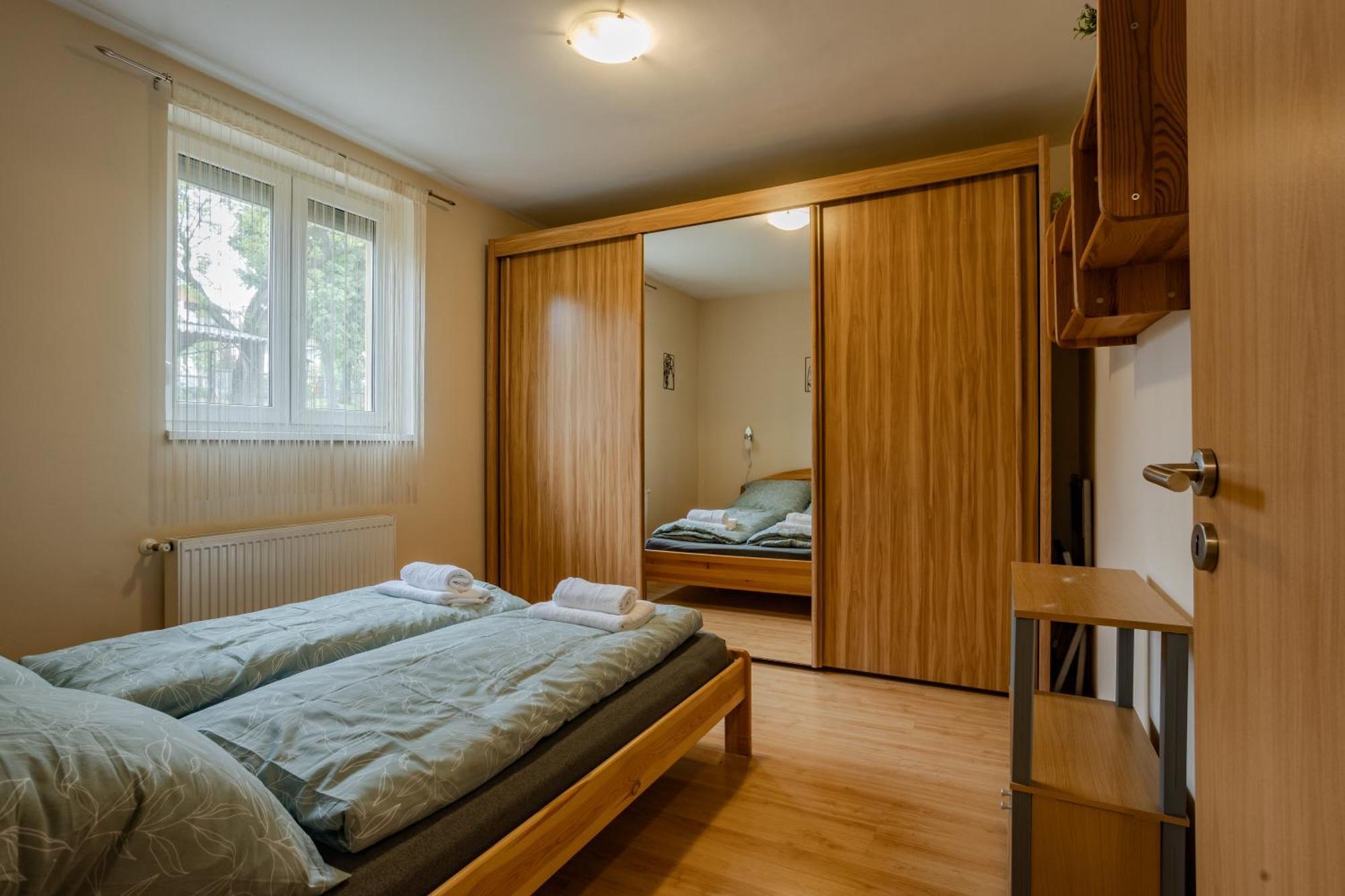 Apartament Six Corners - Sunny Corner Pécs Zewnętrze zdjęcie